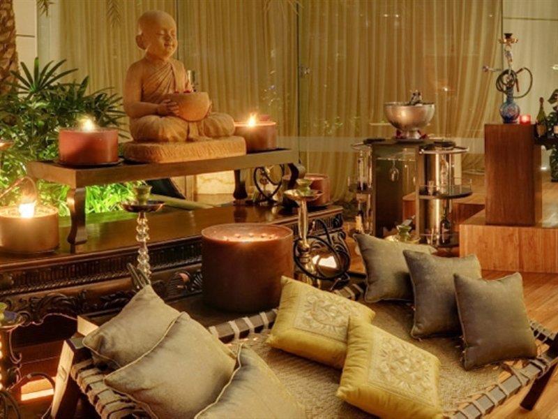 Hotel Sahara Star Mumbai Kültér fotó A meditation room